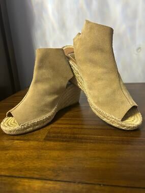 Kanna Spain Tan Suede Peep Toe Espadrille Wedge Slingback Sandals Booties Sz 8